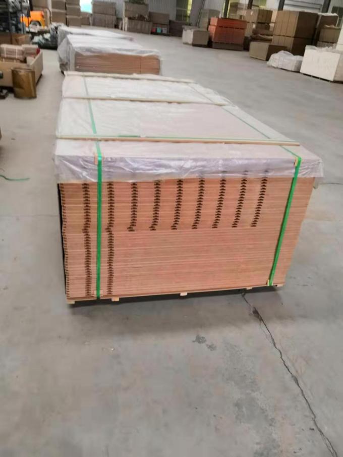 La melamina ranurada de 18m m hizo frente al tablero del MDF/a las hojas medias del panel de fibras de madera de la densidad de la suposición