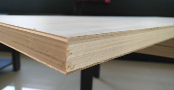 La chapa de madera del álamo hizo frente a la madera contrachapada de la calidad comercial un material completo de la base de la prensa caliente del tiempo