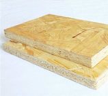 China E0 el tablero del pegamento OSB/la madera exteriores pre acabados del panel de pared del edificio OSB cubre compañía