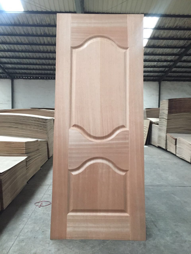 pieles de madera de la puerta del grueso HDF de 4m m para la decoración de la puerta, tiempo de la larga vida
